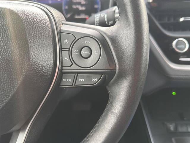 Used 2026 Toyota Corolla Cross XLE FWD image 24