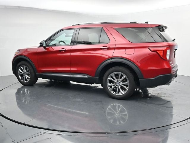 Certified 2022 Ford Explorer Limited w/ Equipment Group 301A AWD/4WD image 6