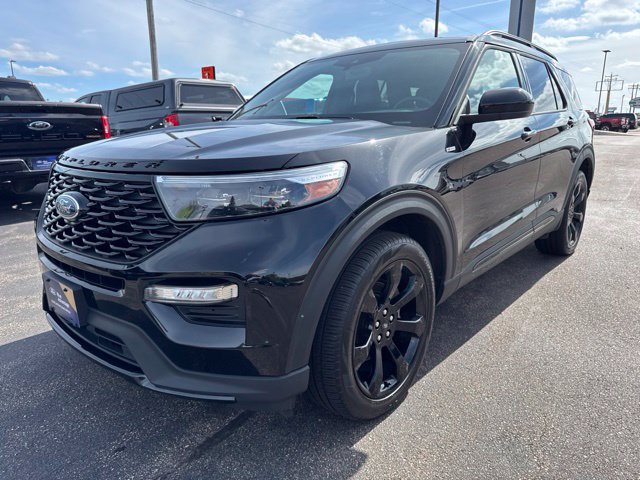 Certified 2024 Ford Explorer ST-Line w/ Class IV Trailer Tow Package AWD/4WD image 3