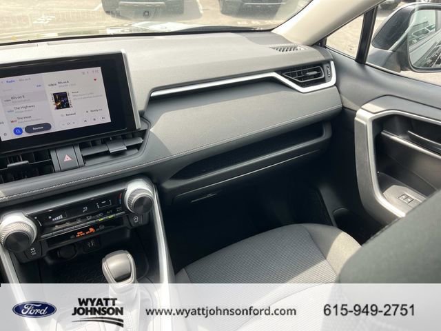 Used 2024 Toyota RAV4 LE AWD/4WD image 14