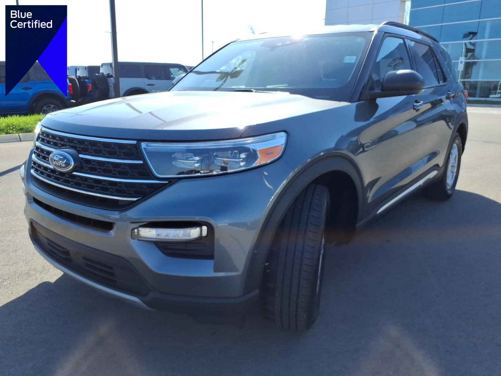 Certified 2024 Ford Explorer XLT w/ Equipment Group 202A image 1