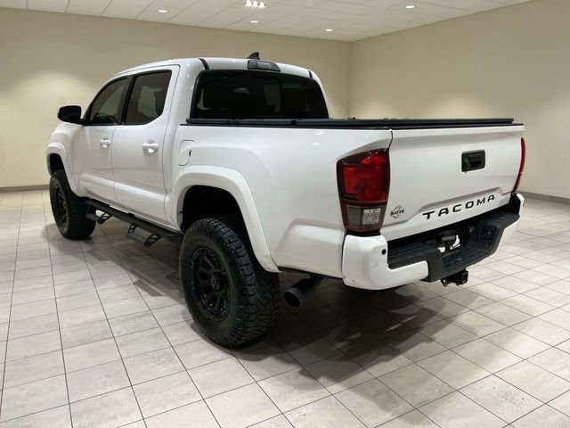 Used 2019 Toyota Tacoma TRD Sport w/ Technology Package AWD/4WD image 5