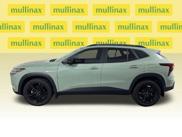 Used 2025 Chevrolet Trax ACTIV w/ Driver Confidence Package FWD image 12
