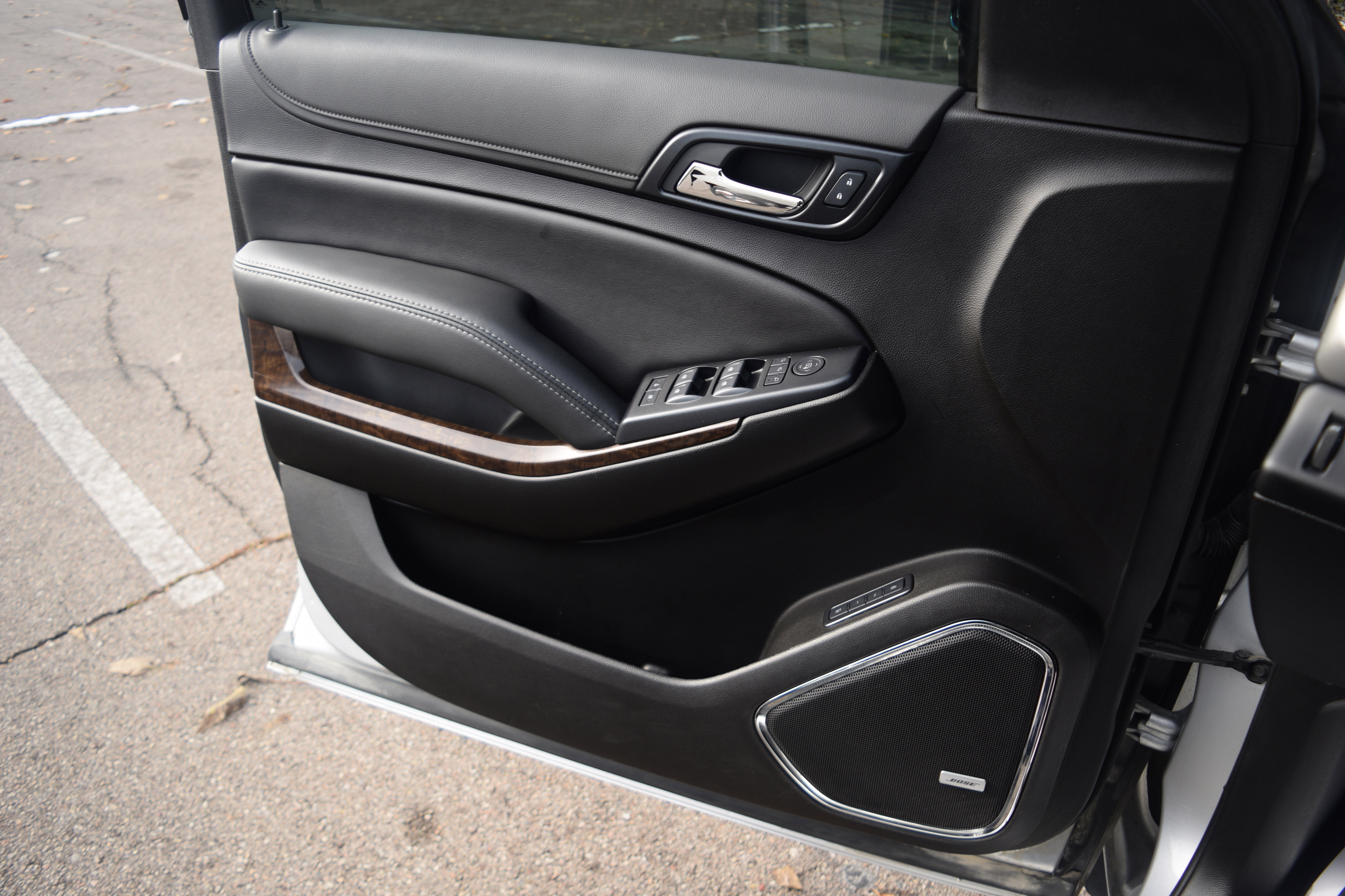 Used 2020 Chevrolet Tahoe LT w/ Luxury Package image 20