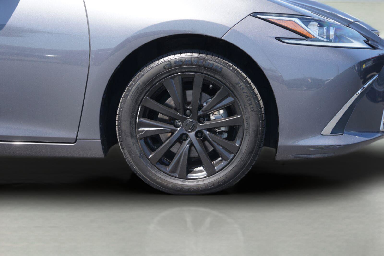 Used 2019 Lexus ES 350 w/ Accessory Package 2 FWD image 4