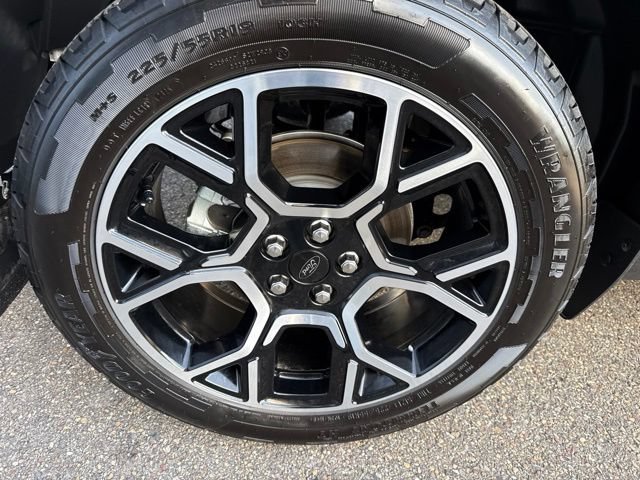 Certified 2025 Ford Maverick Lariat w/ 4K Tow Package AWD/4WD image 13