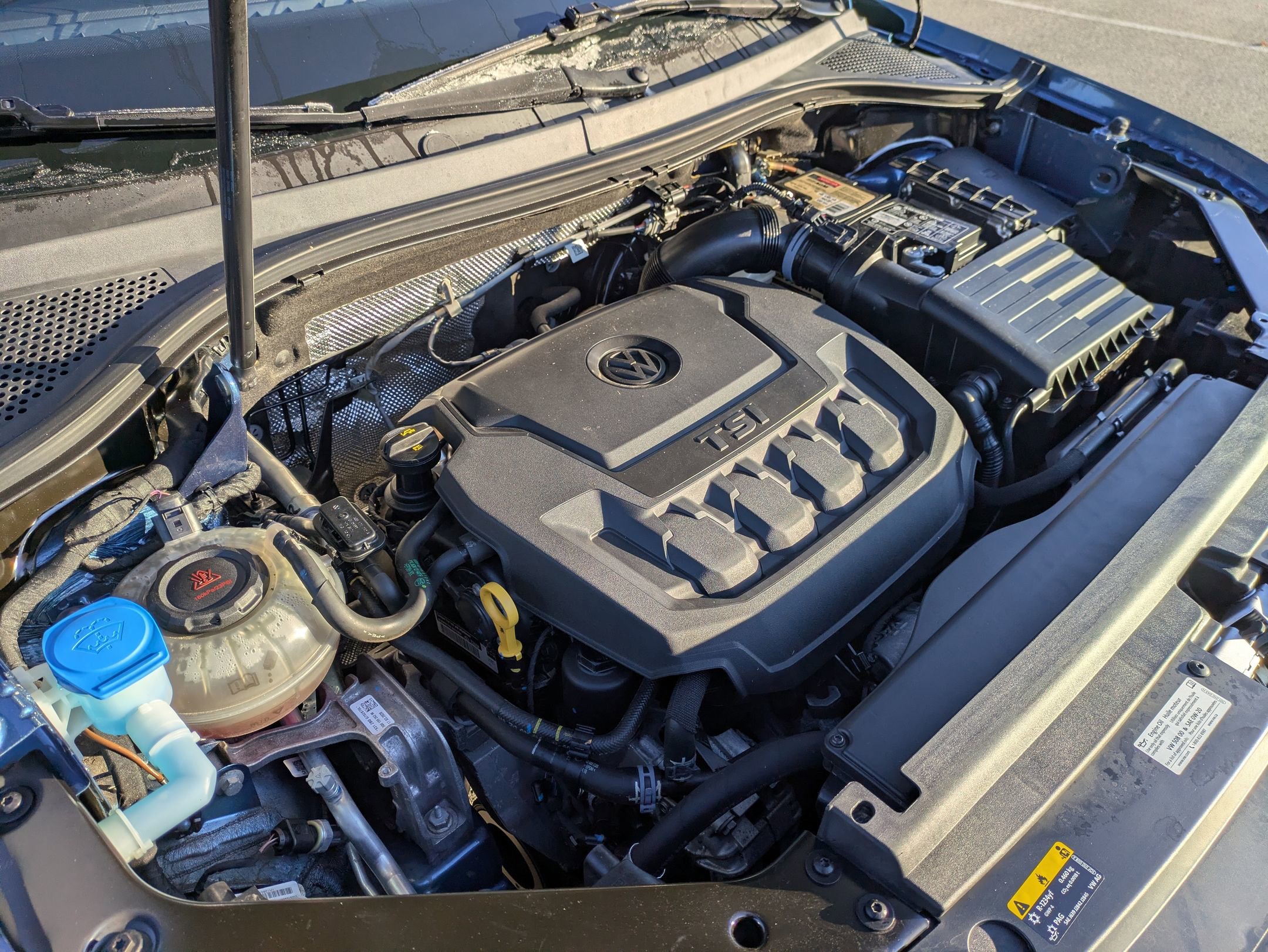 Used 2020 Volkswagen Tiguan SE image 41