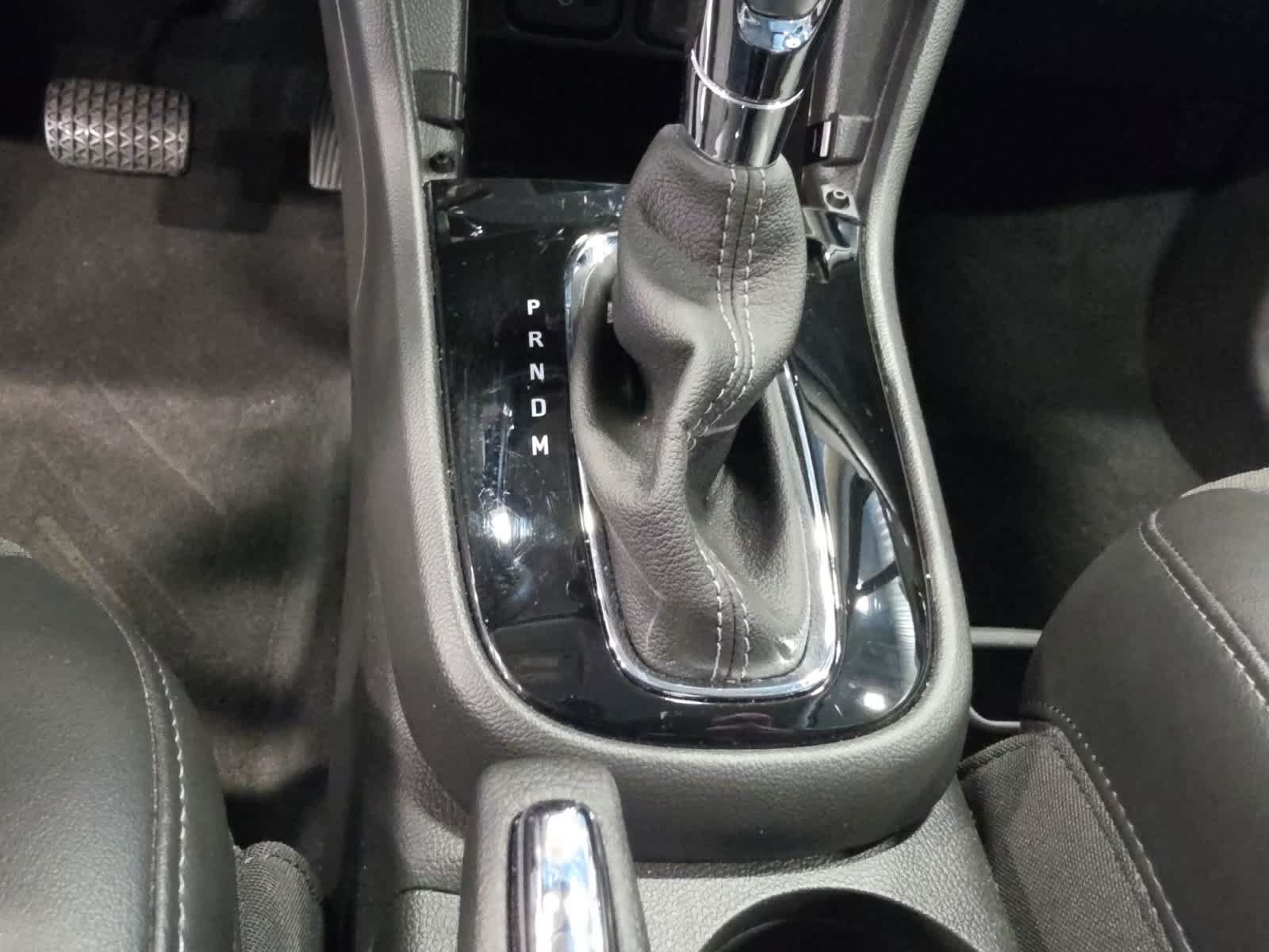 Used 2019 Buick Encore Preferred w/ Safety Package FWD image 20