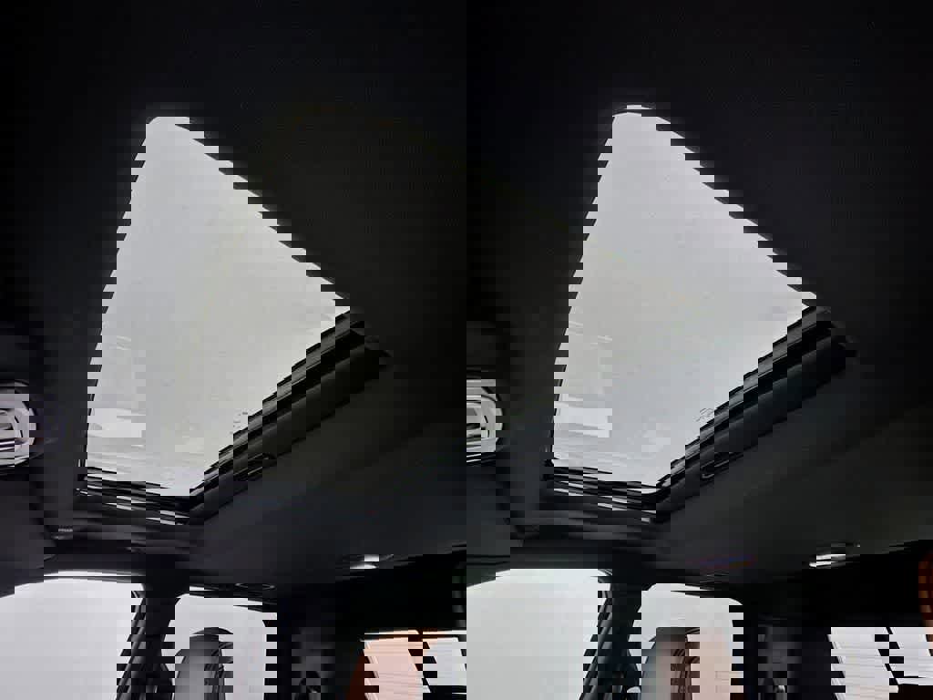 Used 2024 RAM 3500 Limited image 31