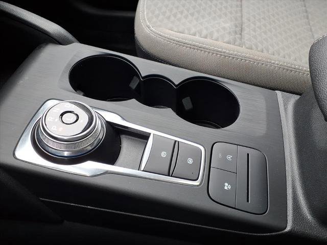 Certified 2020 Ford Escape SE image 18