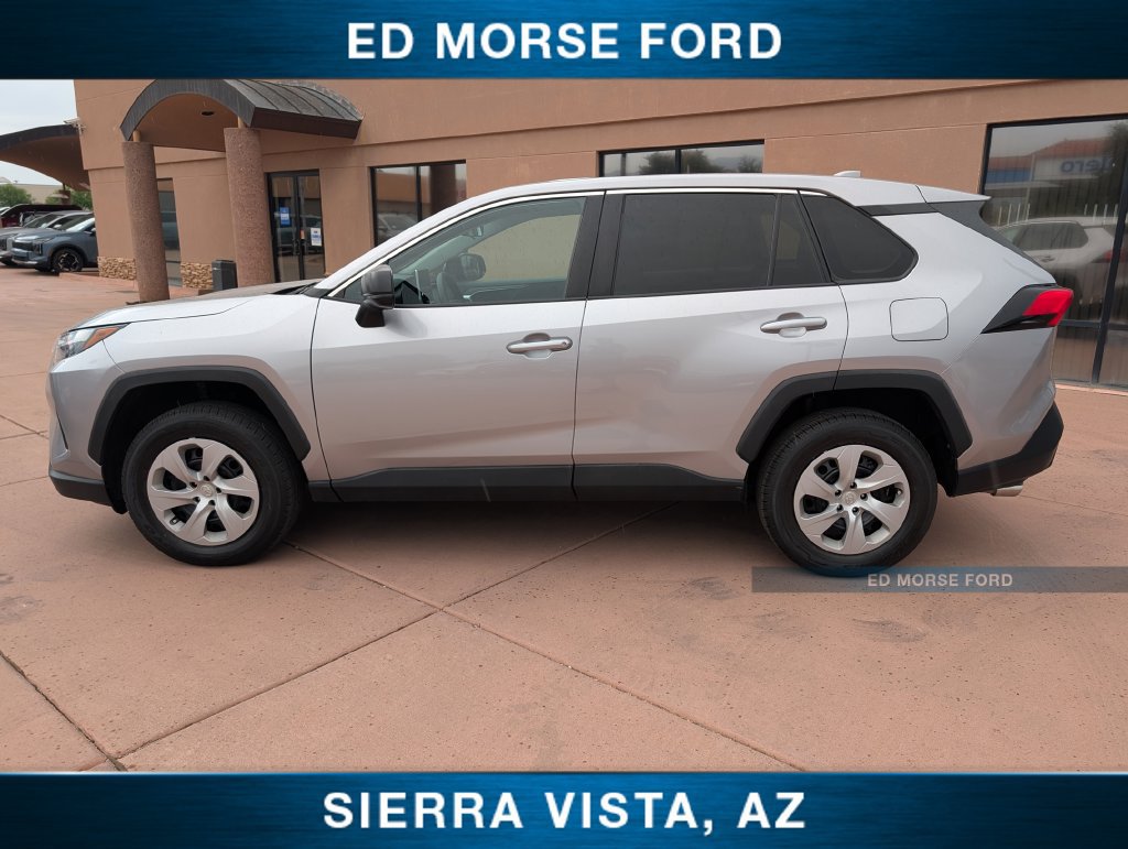 Used 2024 Toyota RAV4 LE FWD image 2