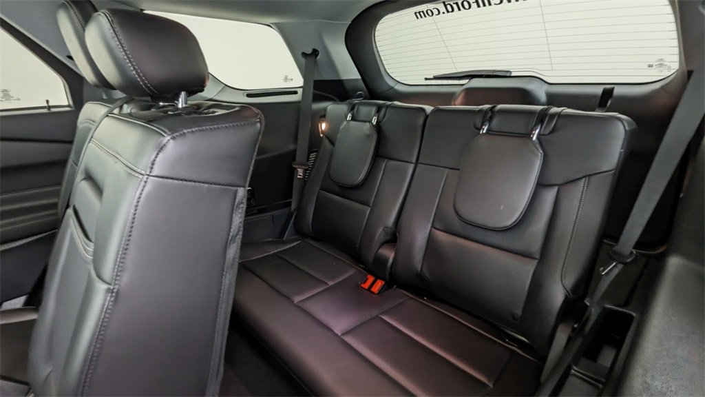 Certified 2023 Ford Explorer XLT w/ Equipment Group 202A image 38