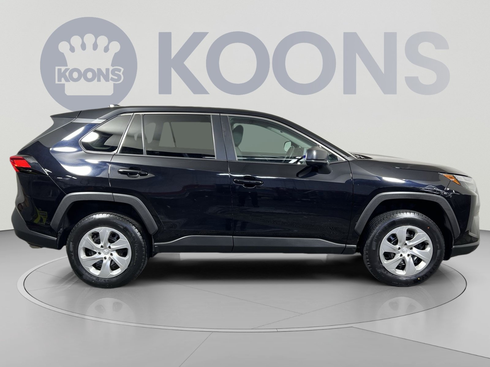 Used 2023 Toyota RAV4 LE FWD image 12