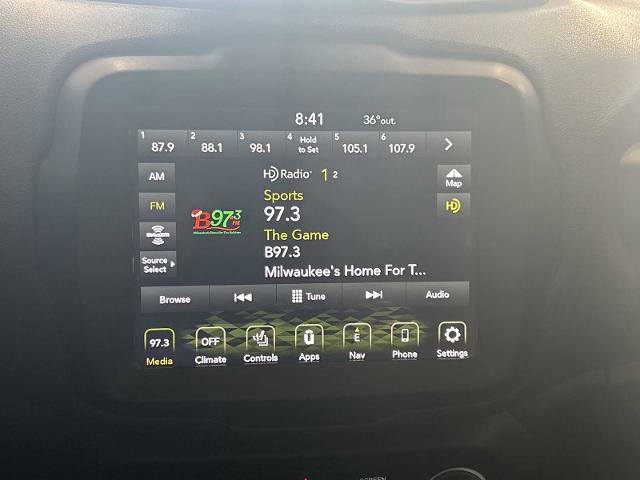 Used 2021 Jeep Renegade Trailhawk image 16