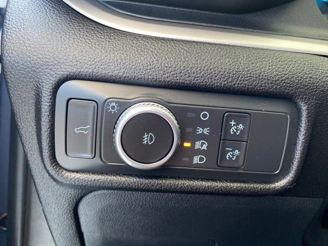 Certified 2021 Ford Explorer XLT w/ Equipment Group 202A image 26