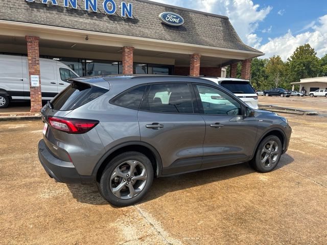 Certified 2025 Ford Escape ST-Line Select AWD/4WD image 5