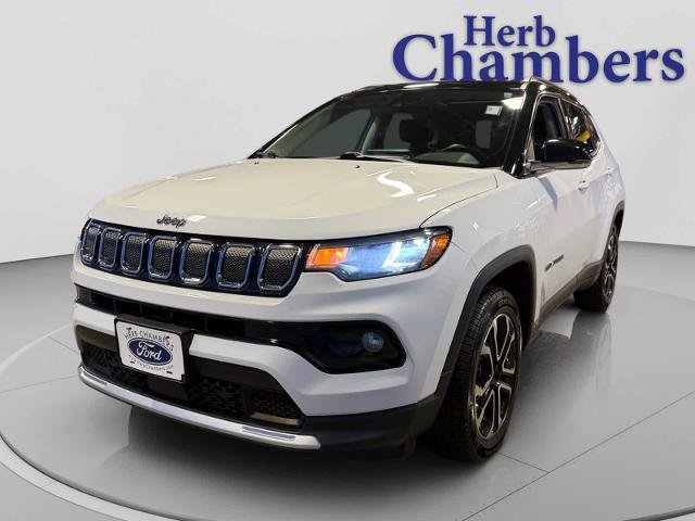 Used 2022 Jeep Compass Limited w/ Sun and Sound Group AWD/4WD image 11