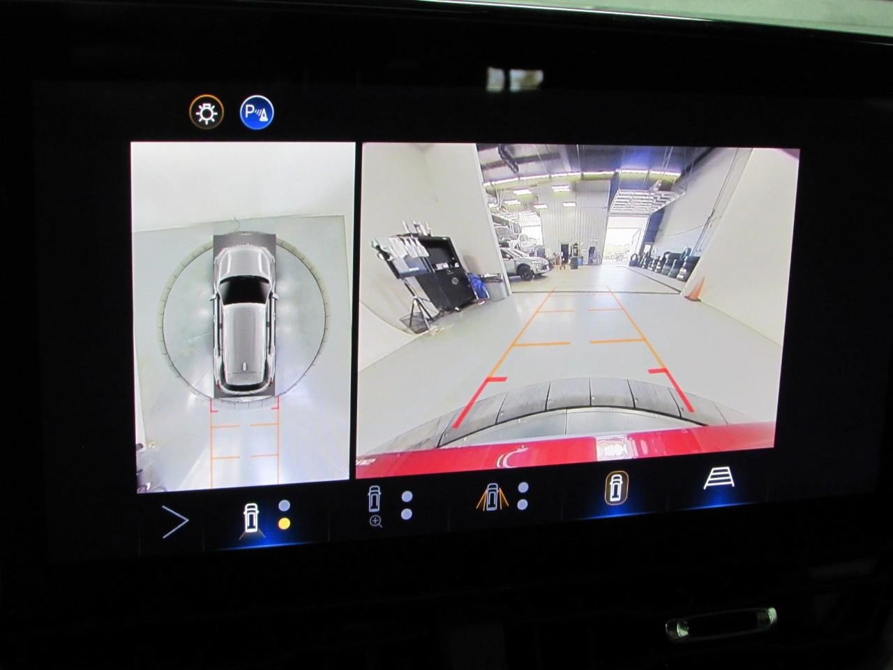 Used 2025 Chevrolet Equinox LT w/ Convenience Package II AWD/4WD image 25