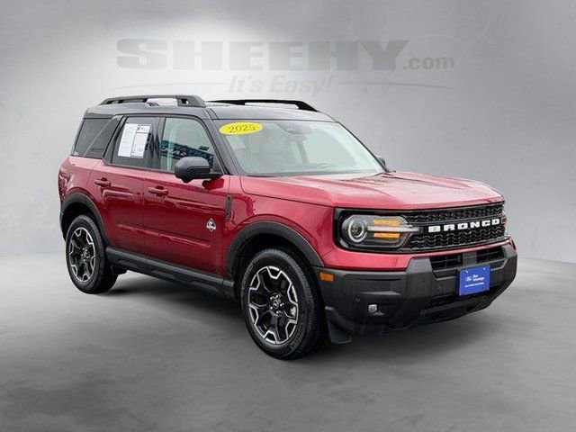 Certified 2025 Ford Bronco Sport Outer Banks w/ Outer Banks Tech Package+ AWD/4WD image 8