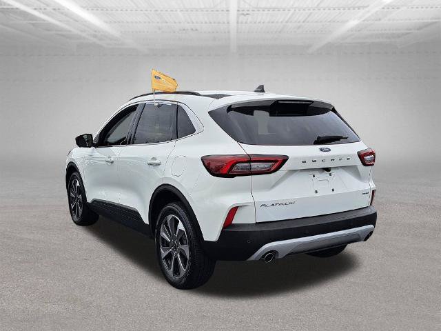 Certified 2023 Ford Escape Platinum AWD/4WD image 4