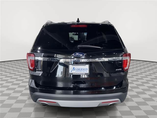 Certified 2017 Ford Explorer XLT w/ Equipment Group 202A AWD/4WD image 8