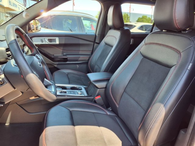 Certified 2024 Ford Explorer ST-Line w/ Class IV Trailer Tow Package AWD/4WD image 5
