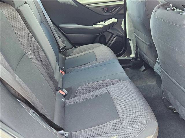 Used 2025 Subaru Outback AWD/4WD image 18