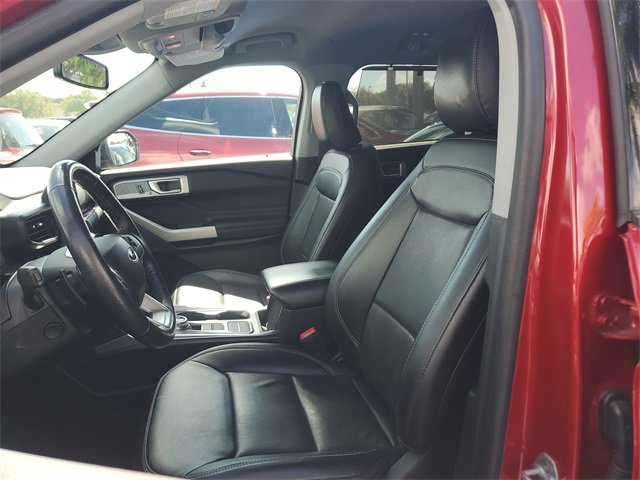 Certified 2021 Ford Explorer Limited w/ Hybrid Equipment Group 310A image 13