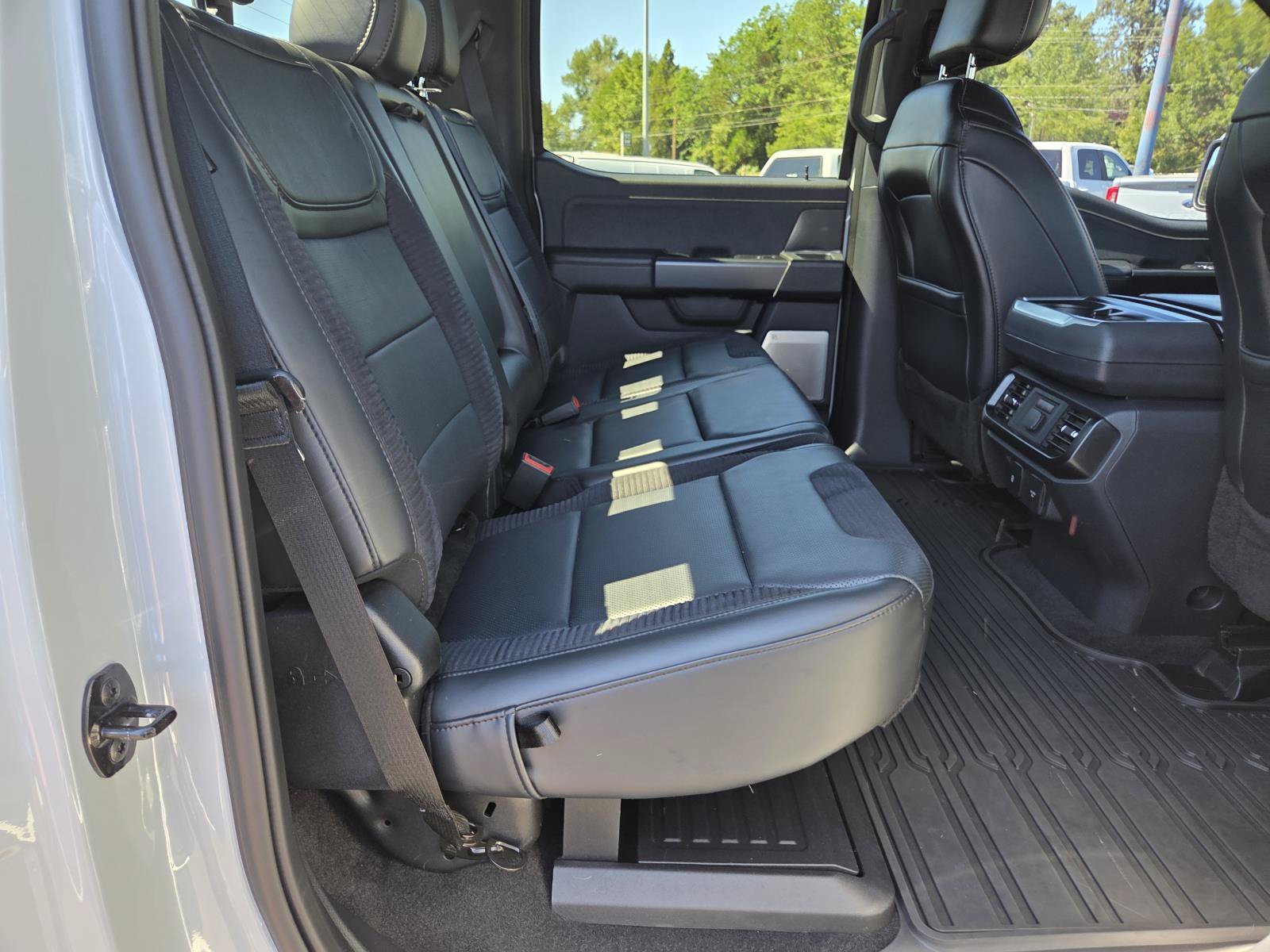 Certified 2023 Ford F150 Raptor w/ Raptor 37 Performance Package AWD/4WD image 18