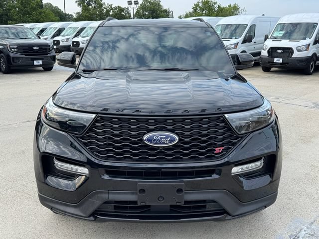 Certified 2024 Ford Explorer ST w/ Equipment Group 401A AWD/4WD image 2