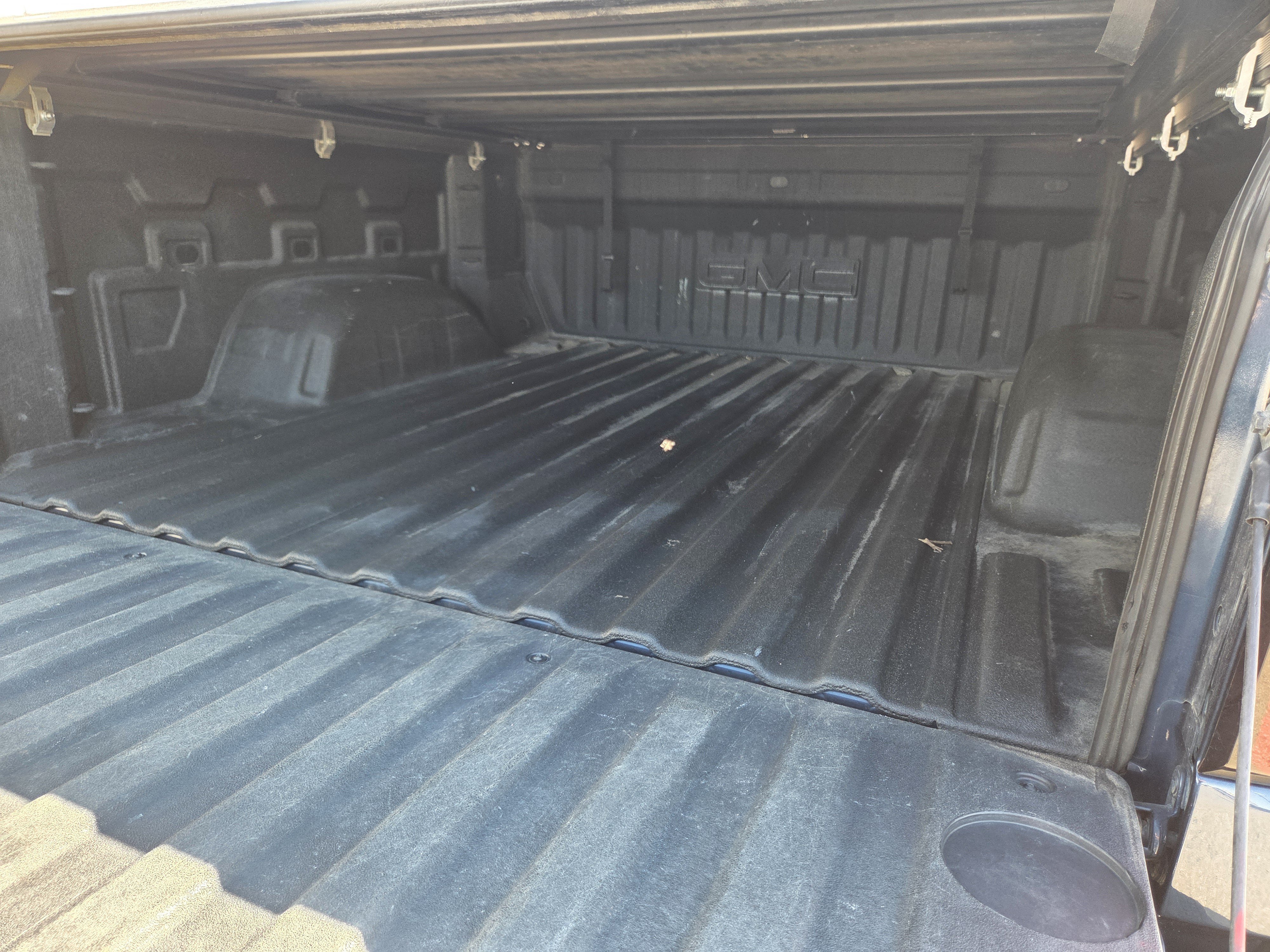 Used 2020 GMC Sierra 1500 SLE w/ SLE Value Package AWD/4WD image 12