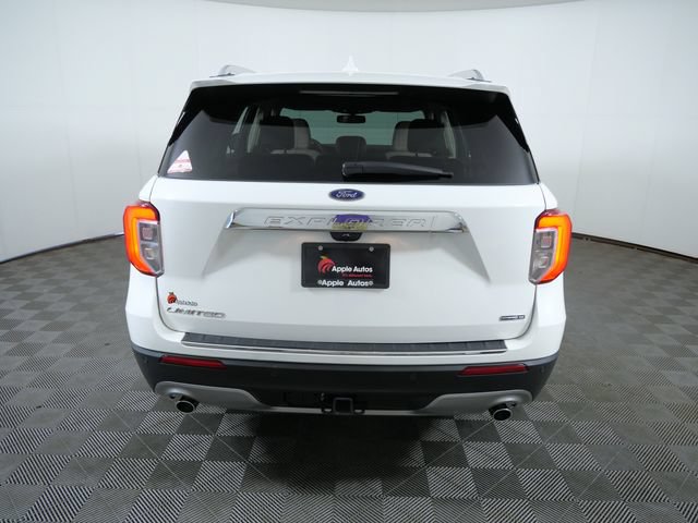 Certified 2022 Ford Explorer Limited w/ Hybrid Equipment Group 310A AWD/4WD image 5