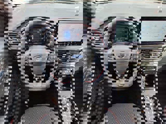 Certified 2024 Ford Escape ST-Line w/ Tech Pack #1 image 8