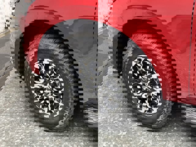 Certified 2022 Ford Expedition XLT image 38