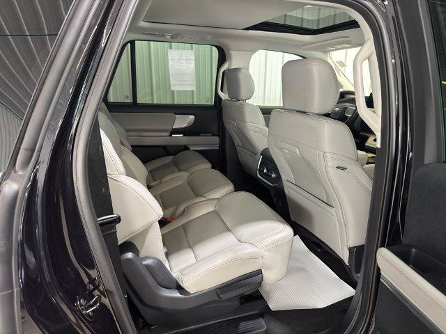 Certified 2025 Ford Expedition Max Active AWD/4WD image 28