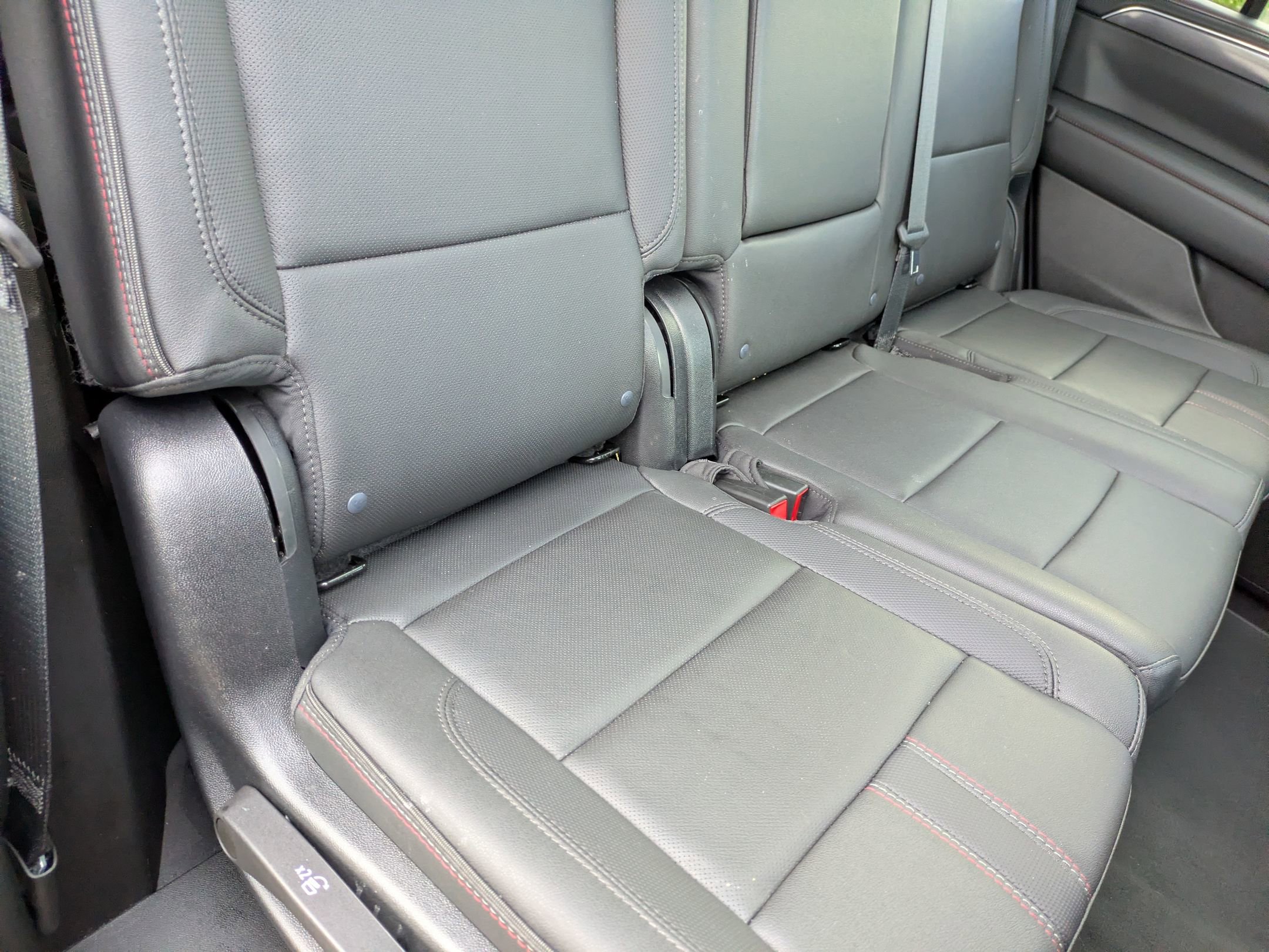 Used 2023 Chevrolet Tahoe RST RWD image 36