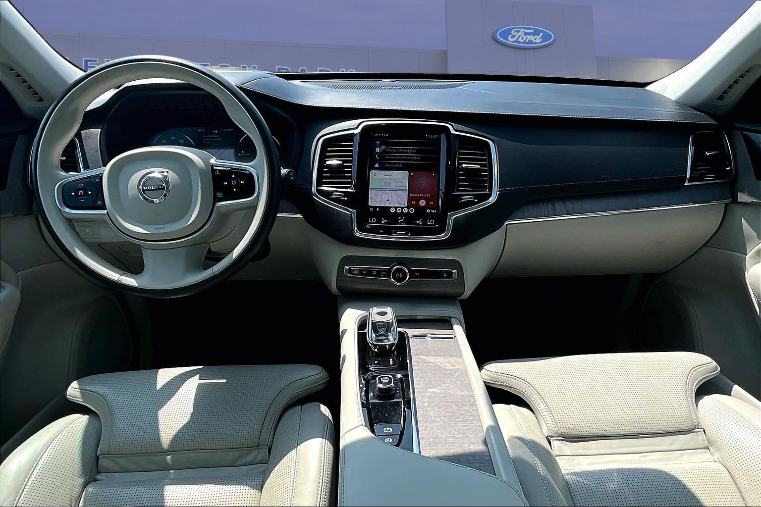 Used 2022 Volvo XC90 T8 Inscription w/ Advanced Package AWD/4WD image 7