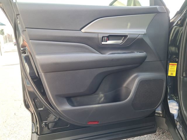 Used 2024 Toyota Grand Highlander XLE image 19