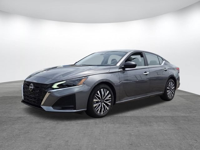 Used 2025 Nissan Altima 2.5 SV FWD image 7