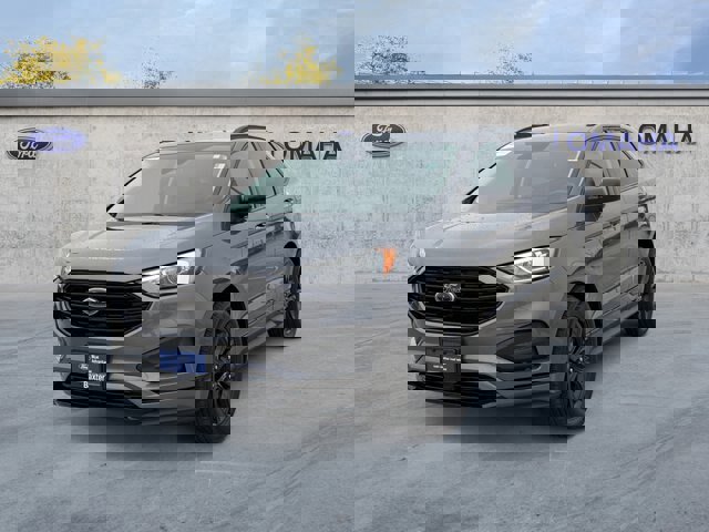 Certified 2022 Ford Edge SE w/ Black Appearance Package image 15