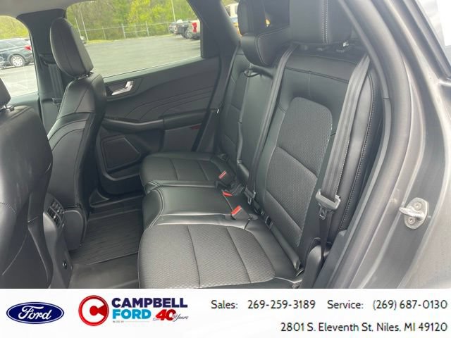 Certified 2025 Ford Escape SE FWD image 19