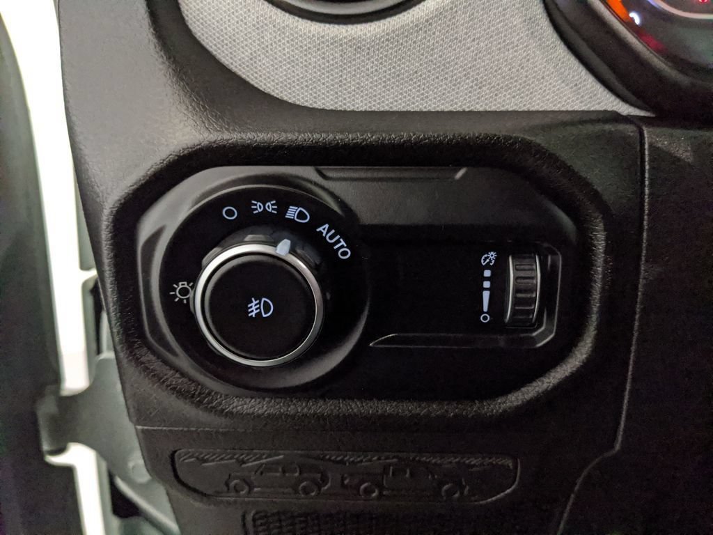 Used 2024 Jeep Wrangler Unlimited Sport AWD/4WD image 13