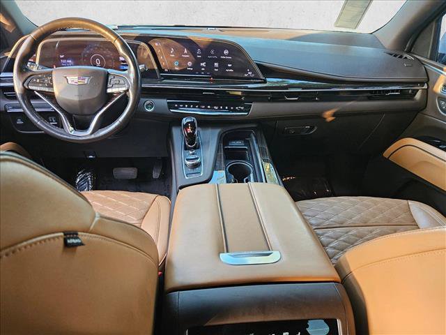 Used 2022 Cadillac Escalade Premium Luxury RWD image 19
