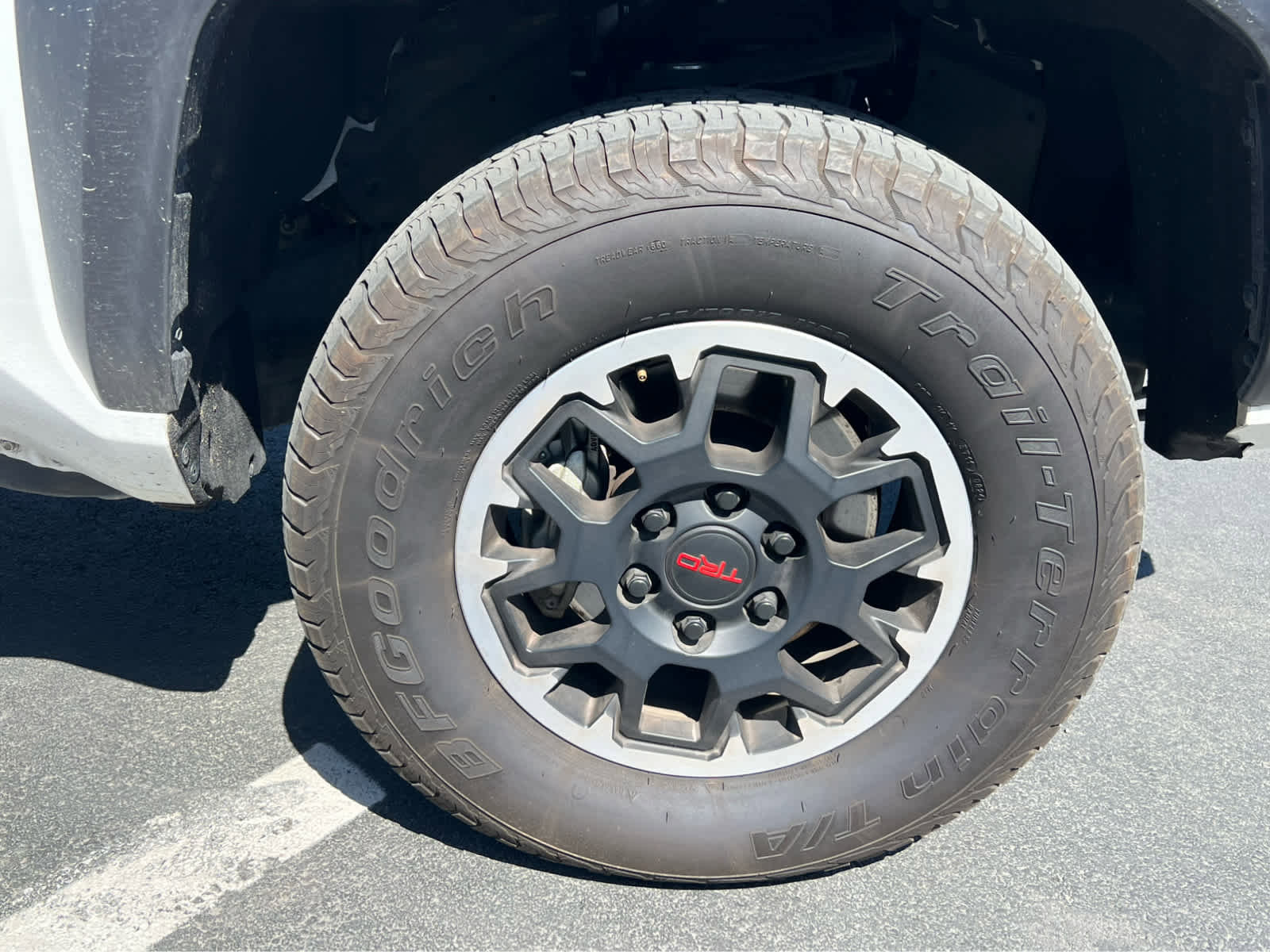 Used 2024 Toyota Tacoma TRD Off-Road AWD/4WD image 16
