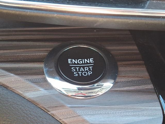 Certified 2023 Ford Explorer Limited w/ Limited Technology Package image 24