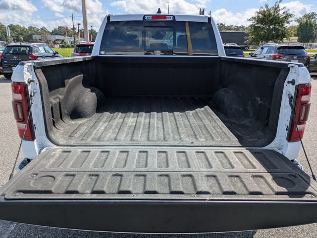 Used 2022 RAM 1500 Laramie AWD/4WD image 13
