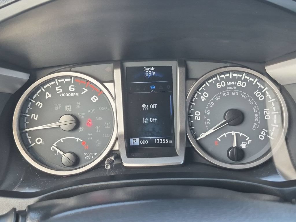 Used 2023 Toyota Tacoma Limited w/ Nightshade Package AWD/4WD image 15