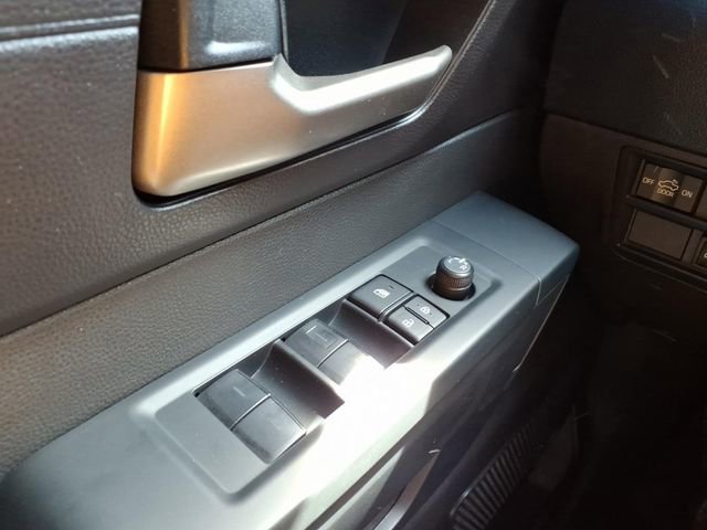 Used 2025 Toyota Tundra SR5 w/ SR5 Convenience Package AWD/4WD image 28