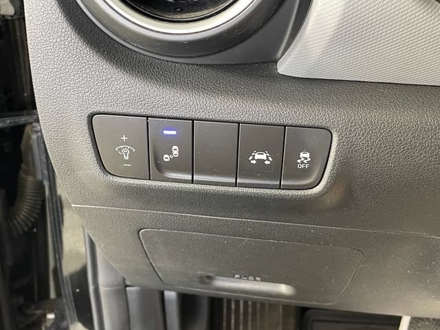 Used 2021 Hyundai Kona SEL AWD/4WD image 10