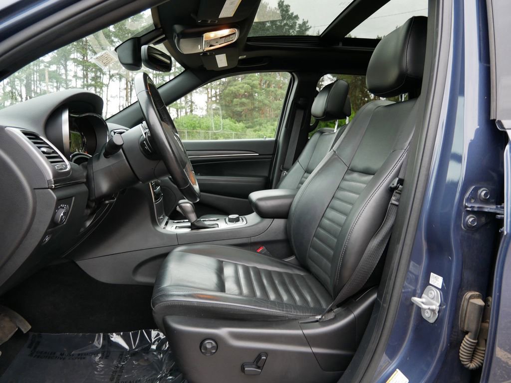 Used 2019 Jeep Grand Cherokee Limited X AWD/4WD image 13